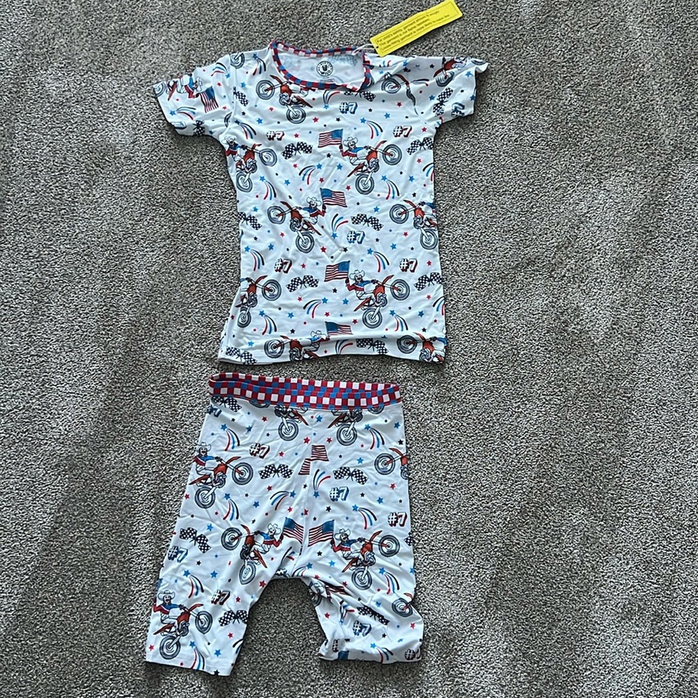 Aaron Plessinger pajamas